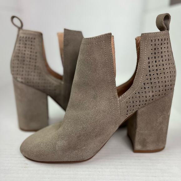 Steve Madden Boots Women's Size 9 M Taupe Suede Ankle Booties Norelle 0281 Boho - Picture 2 of 13